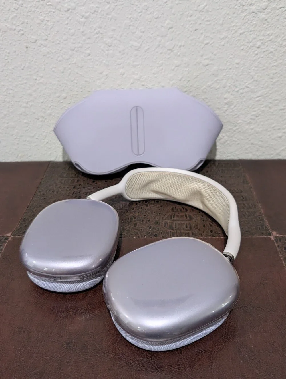 Apple AirPods Max - Lavender/ Purple
